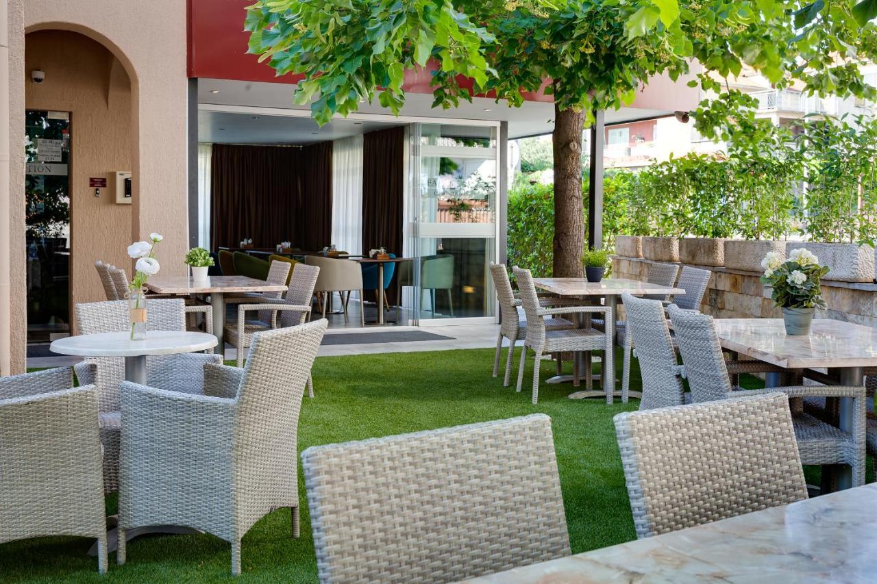 Hotel Sky زادار المظهر الخارجي الصورة