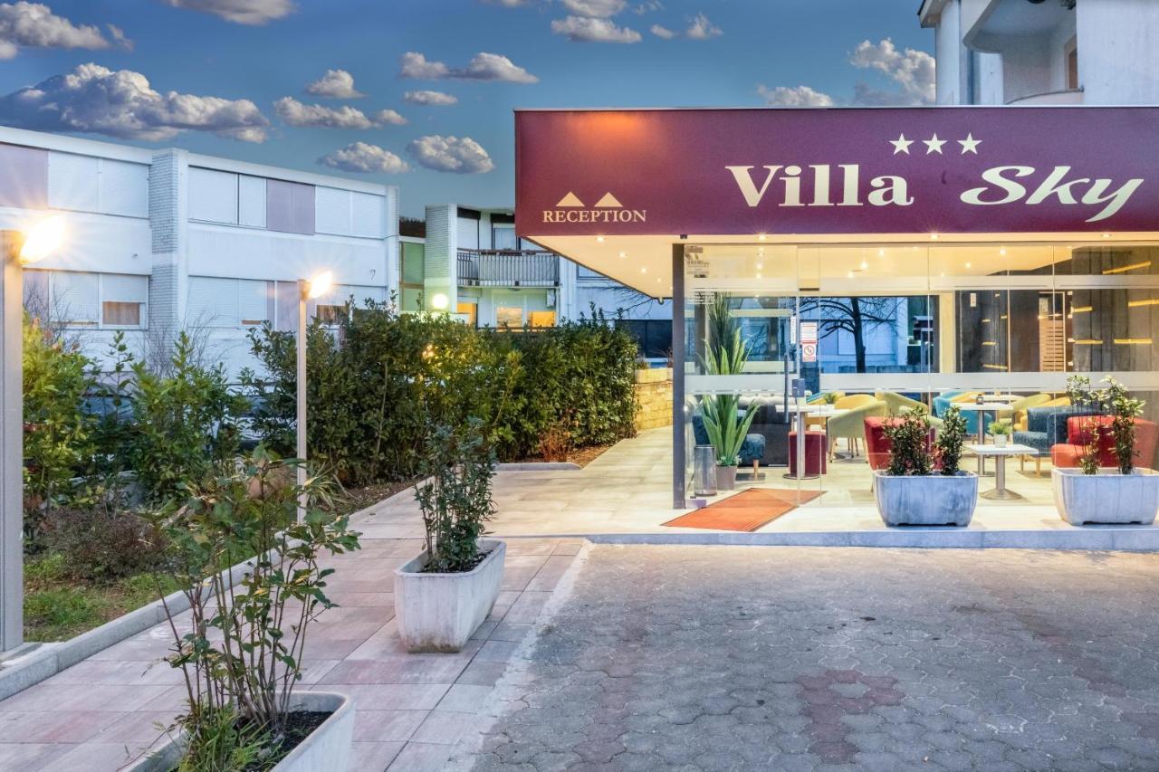 Hotel Sky زادار المظهر الخارجي الصورة